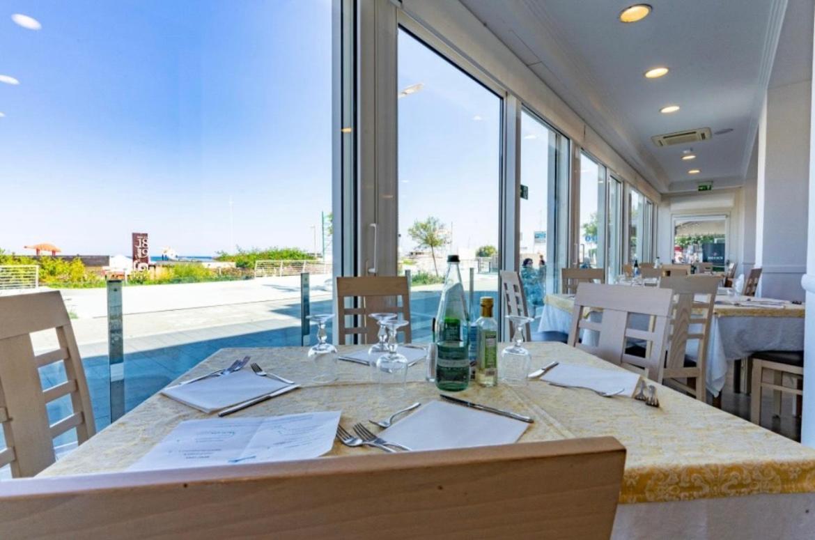 Hotel Bellevue 카톨리카 외부 사진