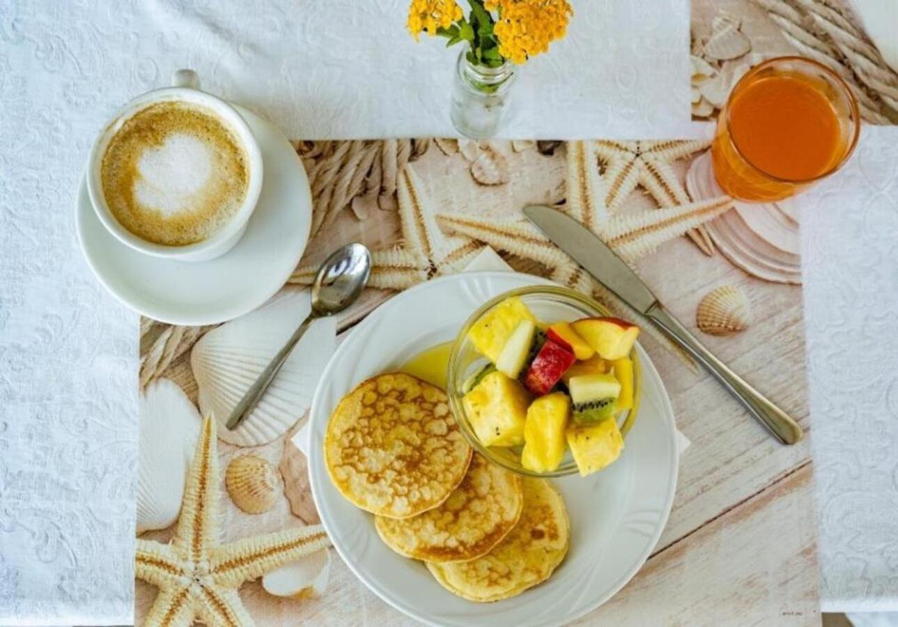 Hotel Bellevue 카톨리카 외부 사진